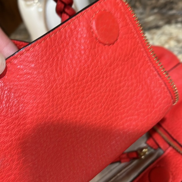 TORY BURCH  HALF MOON POPPY ORANGE SAMBA PEBBLE GRAIN LEATHER SHOULDER BAG PURSE - Picture 10 of 12